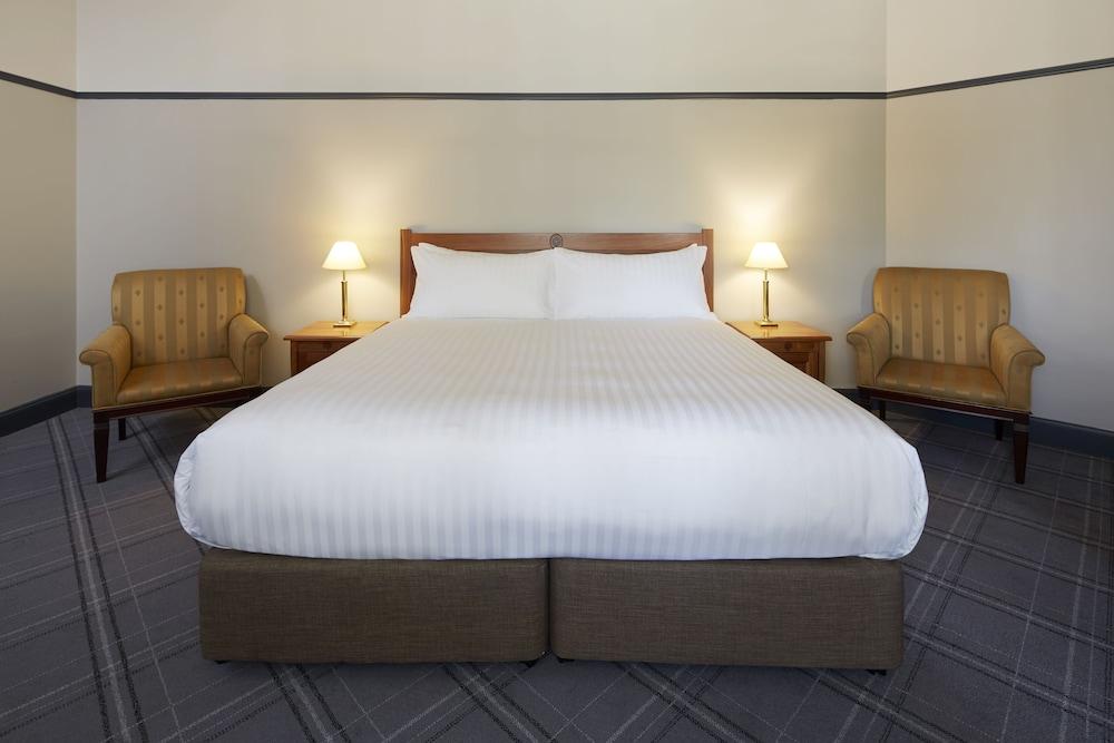 Brassey Hotel - Managed By Doma Hotels Canberra Exteriör bild